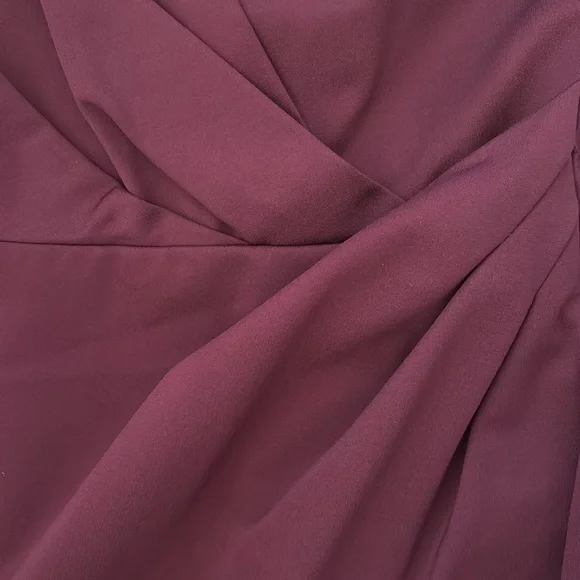 Vera Wang Sleeveless Cut-Out Asymetrical Hem Draped Midi Dress Burgundy Sz 2 - Picture 6 of 12